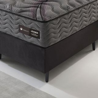 Box Leader Base com Estrutura de Madeira Tratada e Acabamento em Veludo Liso Altura Total de 37cm