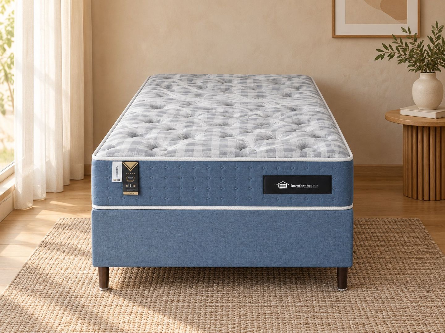 Conjunto-Egito-solteiro-azul-com-base-inteira-em-ambientacao-frontal-ilustrativa.-Decoracao-nao-inclusa.